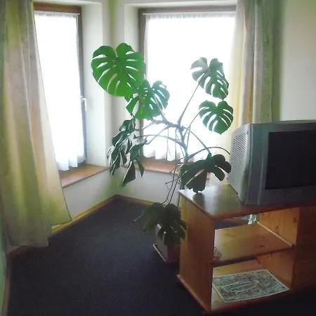 Topáz Vendégház Apartamento *