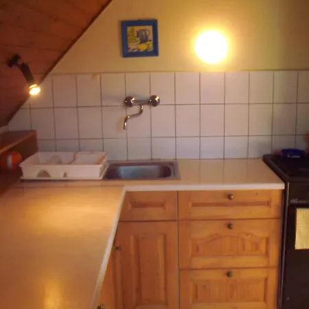Apartamento Topáz Vendégház *